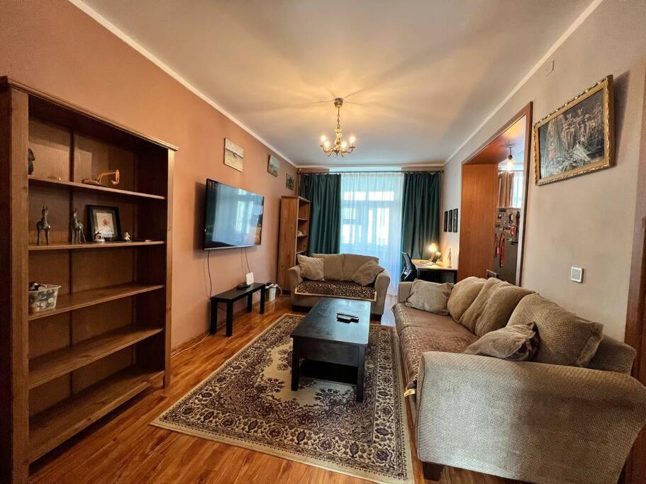 Apartament Location, Locaton, Location! Ułan Bator Zewnętrze zdjęcie